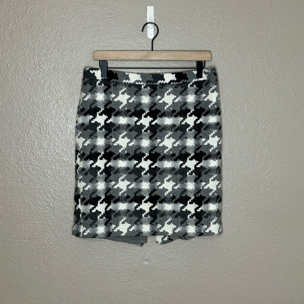 LOFT Ann Taylor Wool Blend Big Houndstooth Grey Black White Pencil Skirt Size 10